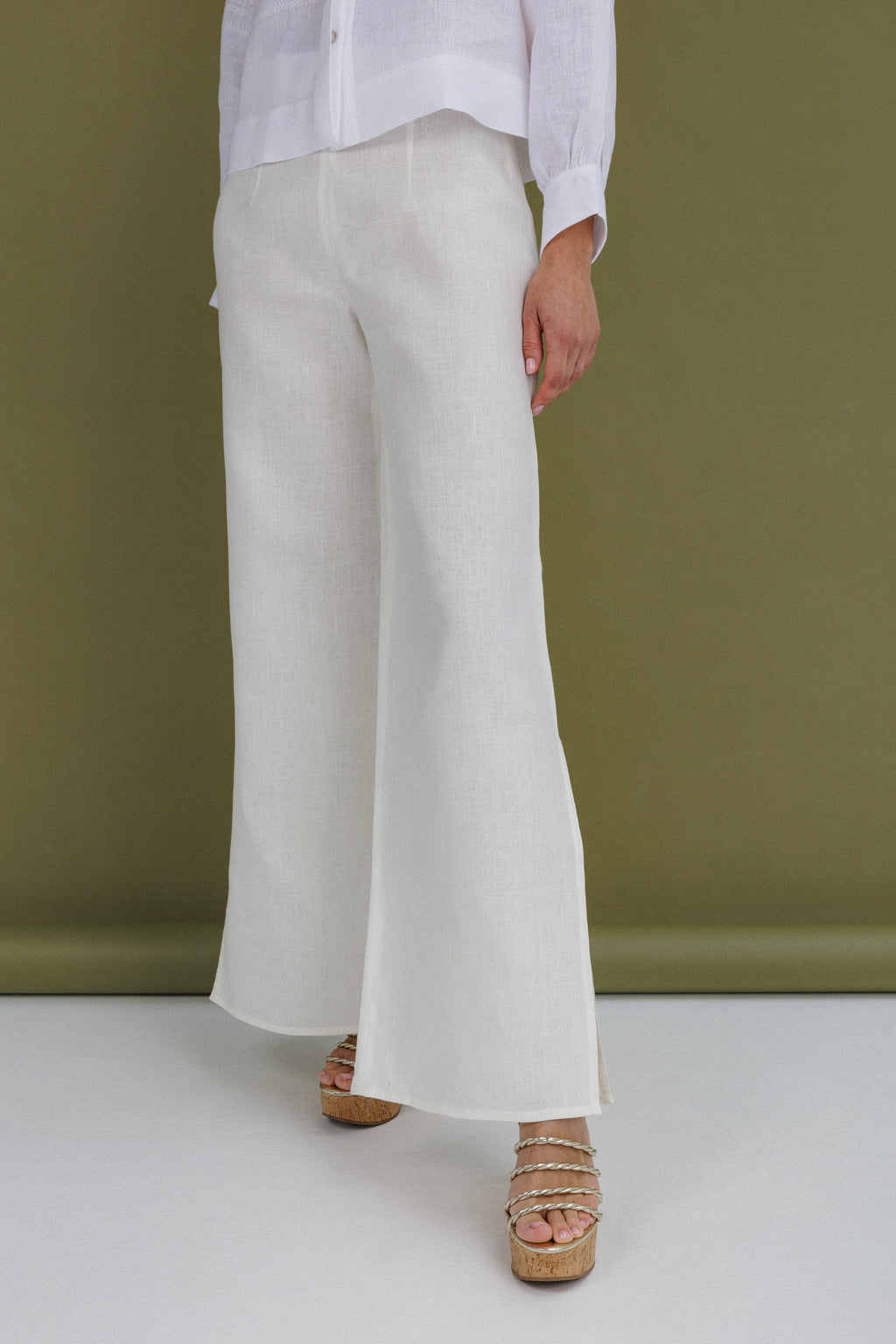 Gerbera Pants with slit detail